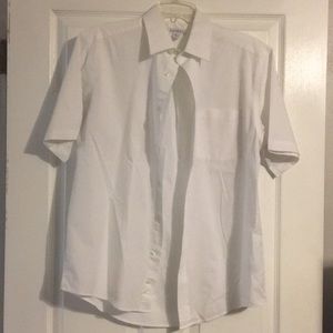 Short sleeve white dress shirt